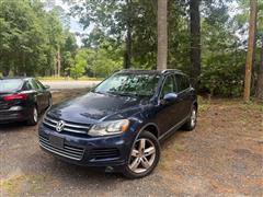 2011 Volkswagen Touareg 