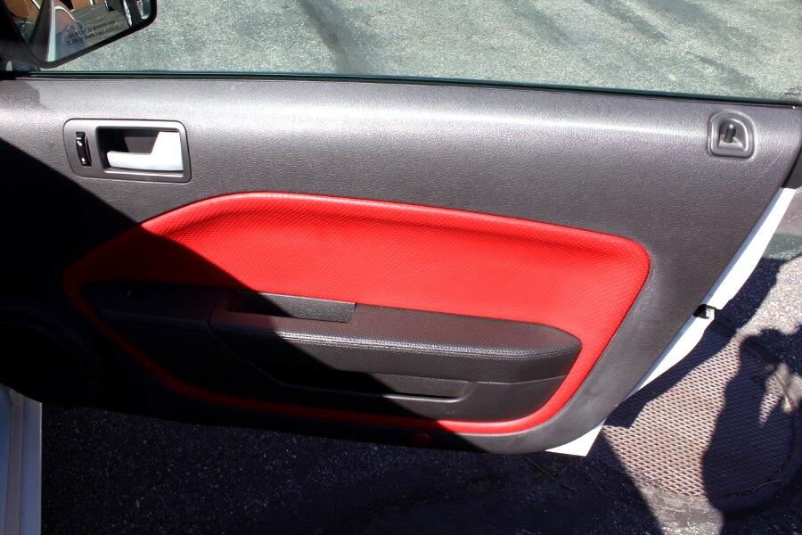 Ford Mustang  2007 Ford Mustang  2007