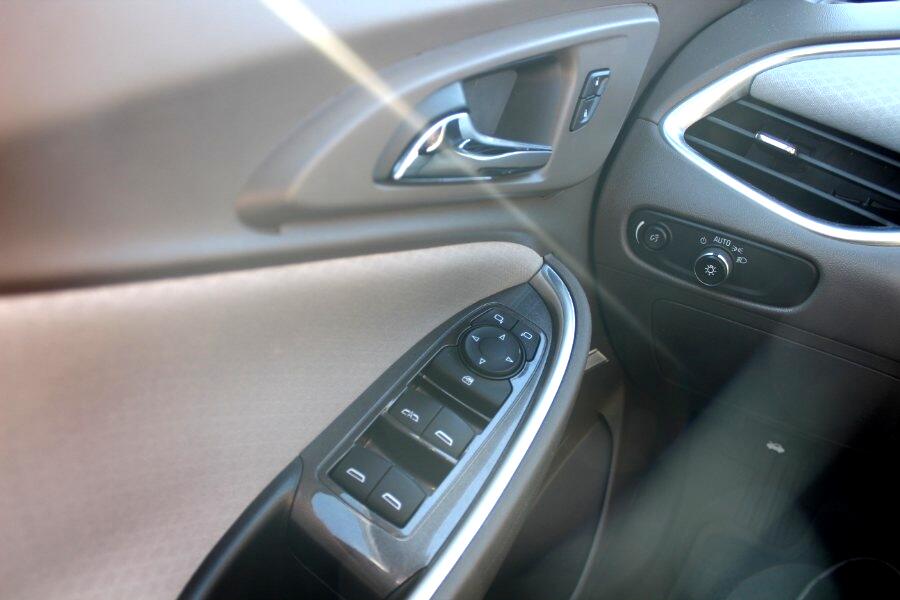 Chevrolet Malibu 4dr Sdn LT 2020 Chevrolet Malibu 4dr Sdn LT 2020