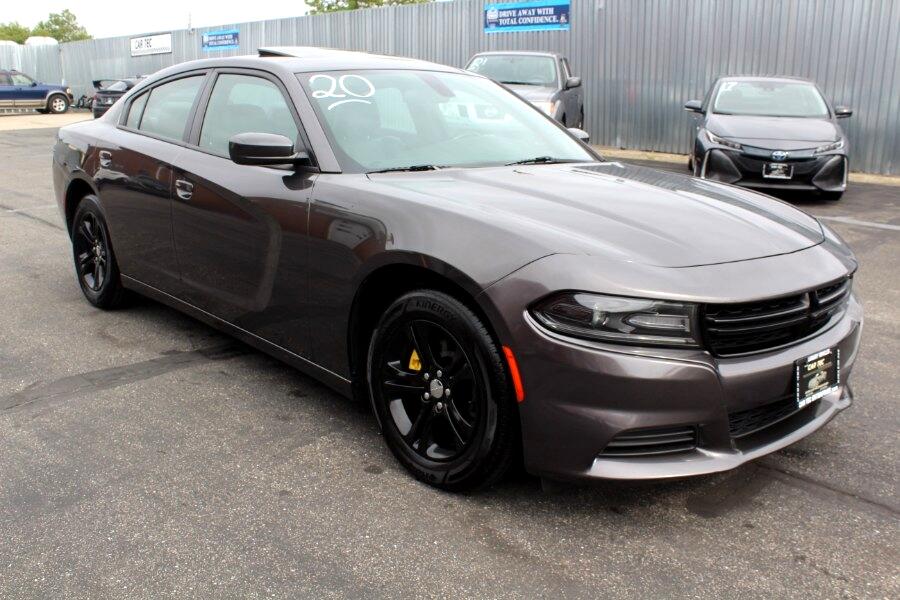 2020 Dodge Charger SXT photo 2