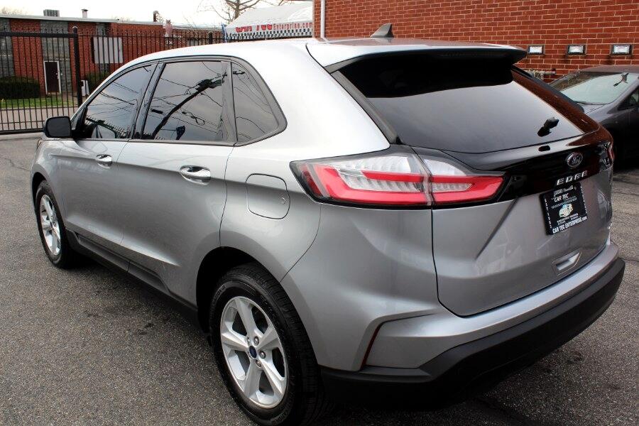 2021 Ford Edge SE photo 6