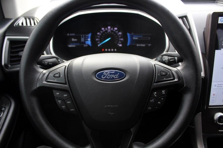 2021 Ford Edge SE photo 11