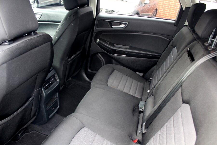 2021 Ford Edge SE photo 20