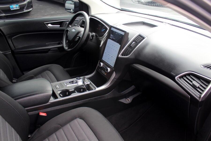2021 Ford Edge SE photo 26