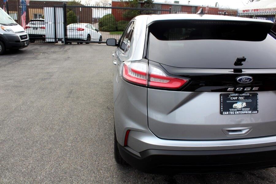 2021 Ford Edge SE photo 38