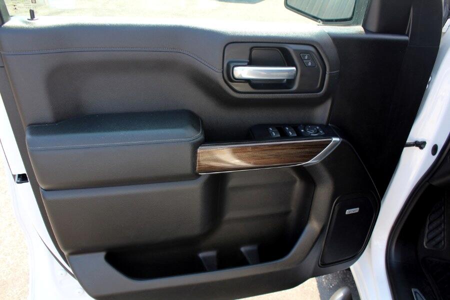 Chevrolet Silverado 1500 4WD Double Cab 147" RST 2019 Chevrolet Silverado 1500 4WD Double Cab 147" RST 2019