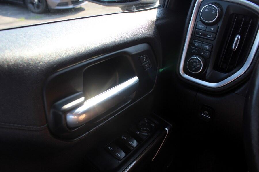 Chevrolet Silverado 1500 4WD Double Cab 147" RST 2019 Chevrolet Silverado 1500 4WD Double Cab 147" RST 2019