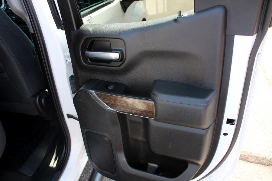 Chevrolet Silverado 1500 4WD Double Cab 147" RST 2019 Chevrolet Silverado 1500 4WD Double Cab 147" RST 2019