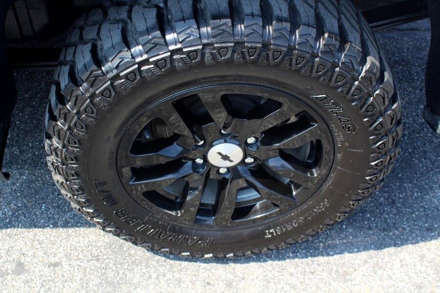 Chevrolet Silverado 1500 4WD Double Cab 147" RST 2019 Chevrolet Silverado 1500 4WD Double Cab 147" RST 2019