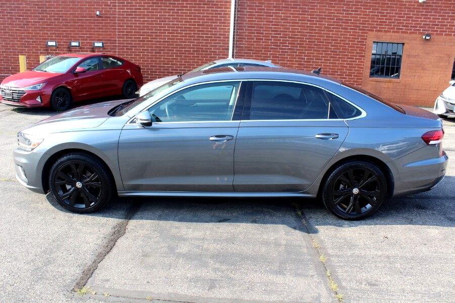 Volkswagen Passat 2.0T SE Auto 2021 Volkswagen Passat 2.0T SE Auto 2021