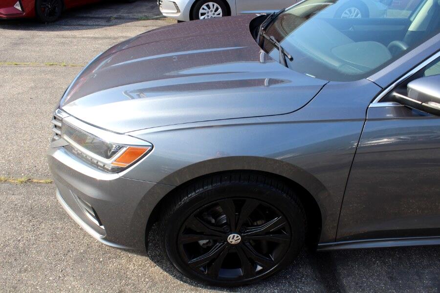 Volkswagen Passat 2.0T SE Auto 2021 Volkswagen Passat 2.0T SE Auto 2021