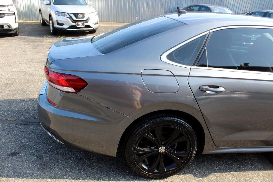 Volkswagen Passat 2.0T SE Auto 2021 Volkswagen Passat 2.0T SE Auto 2021