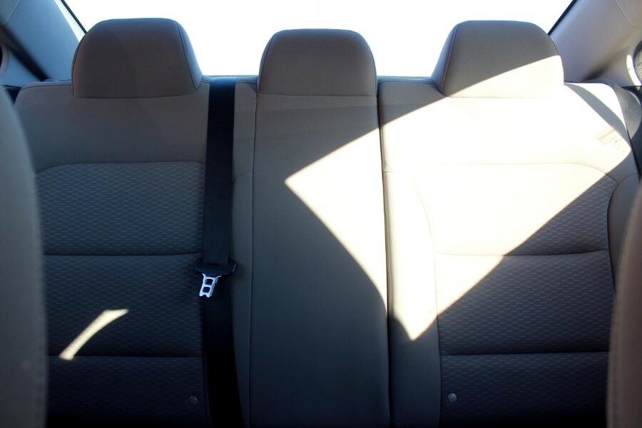 2020 Hyundai Elantra Value Edition photo 22