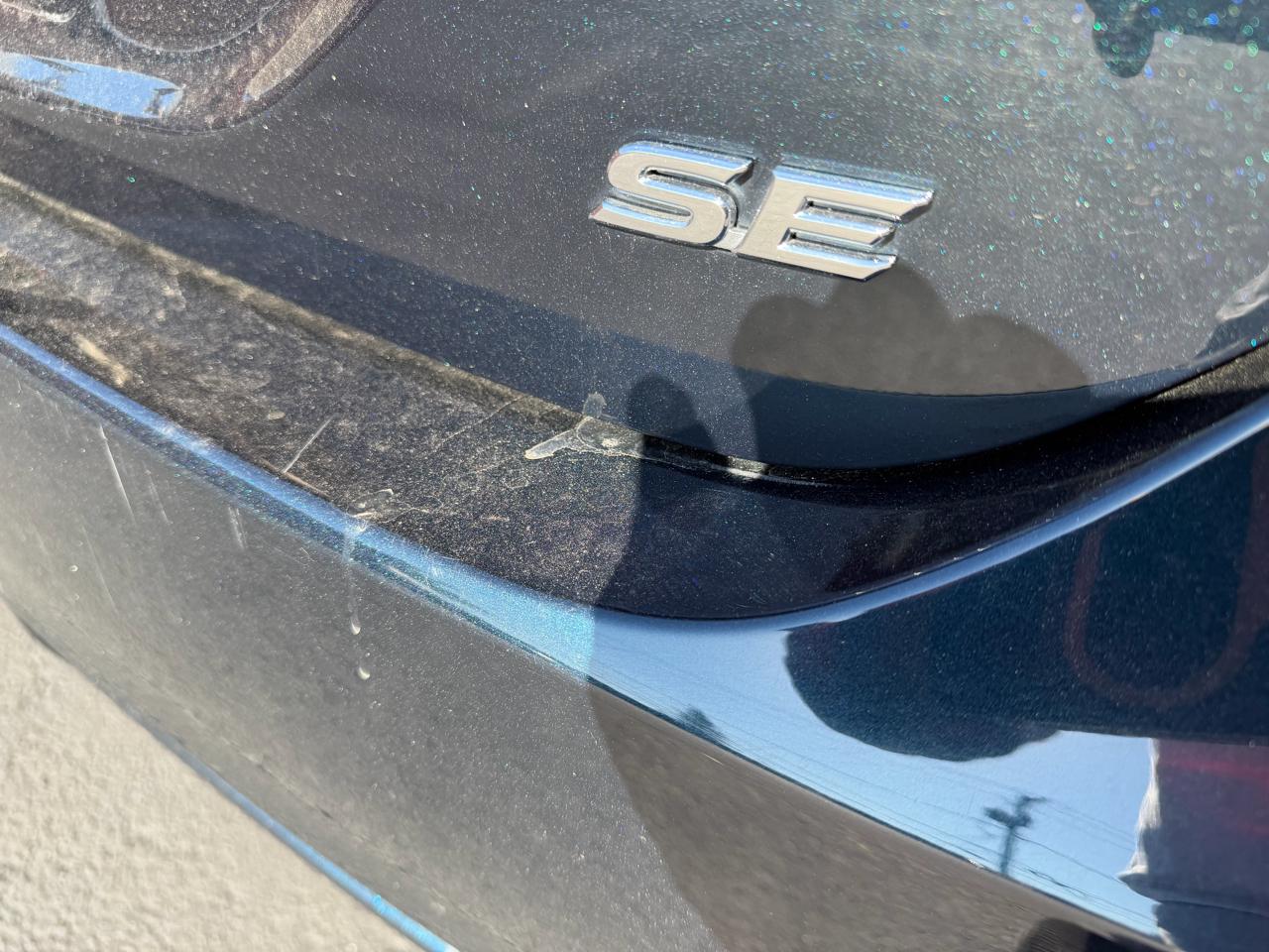 Toyota Camry SE 2021