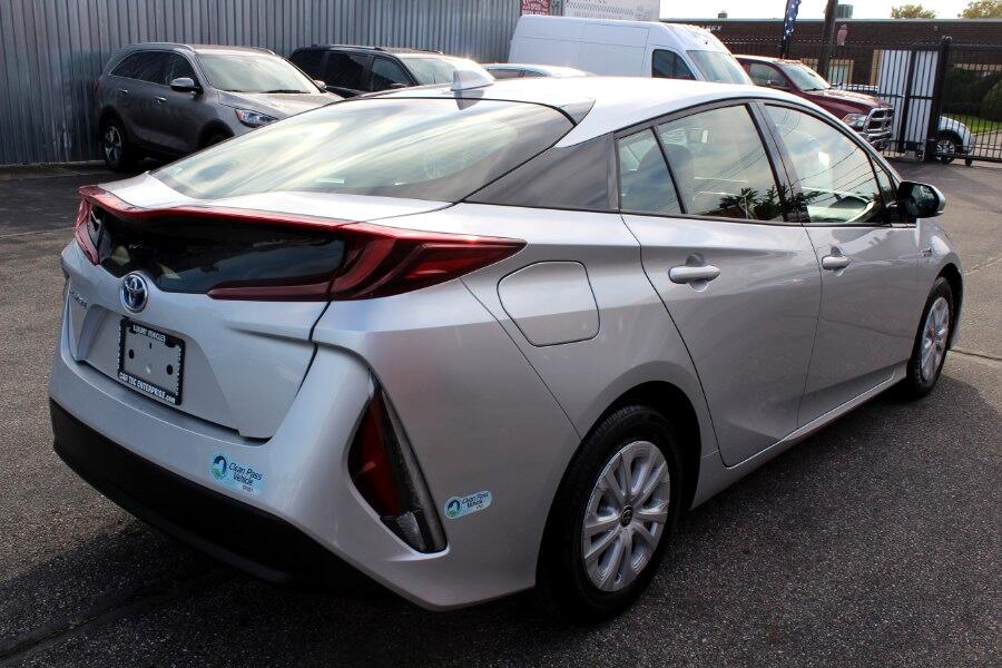 Toyota Prius Prime LE (Natl) 2020 Toyota Prius Prime LE (Natl) 2020
