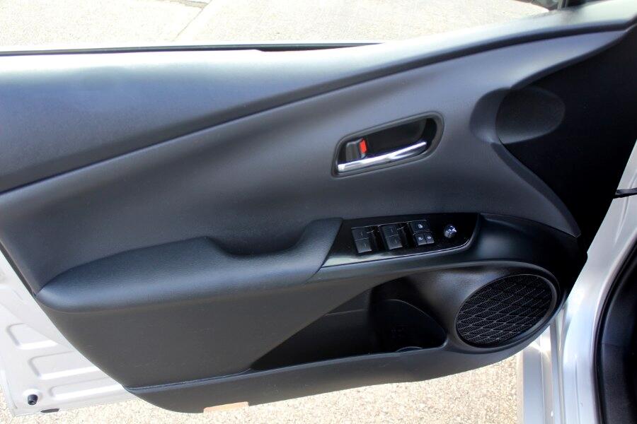 Toyota Prius Prime LE (Natl) 2020 Toyota Prius Prime LE (Natl) 2020