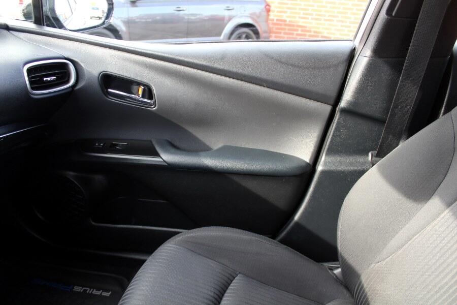 Toyota Prius Prime LE (Natl) 2020 Toyota Prius Prime LE (Natl) 2020