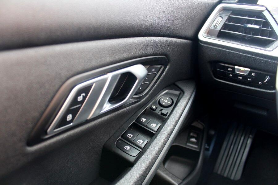 BMW 3-Series  2019 BMW 3-Series  2019