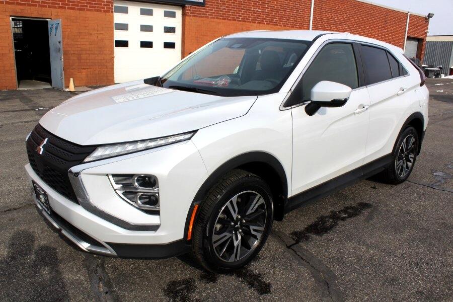 2023 Mitsubishi Eclipse Cross SE photo 3