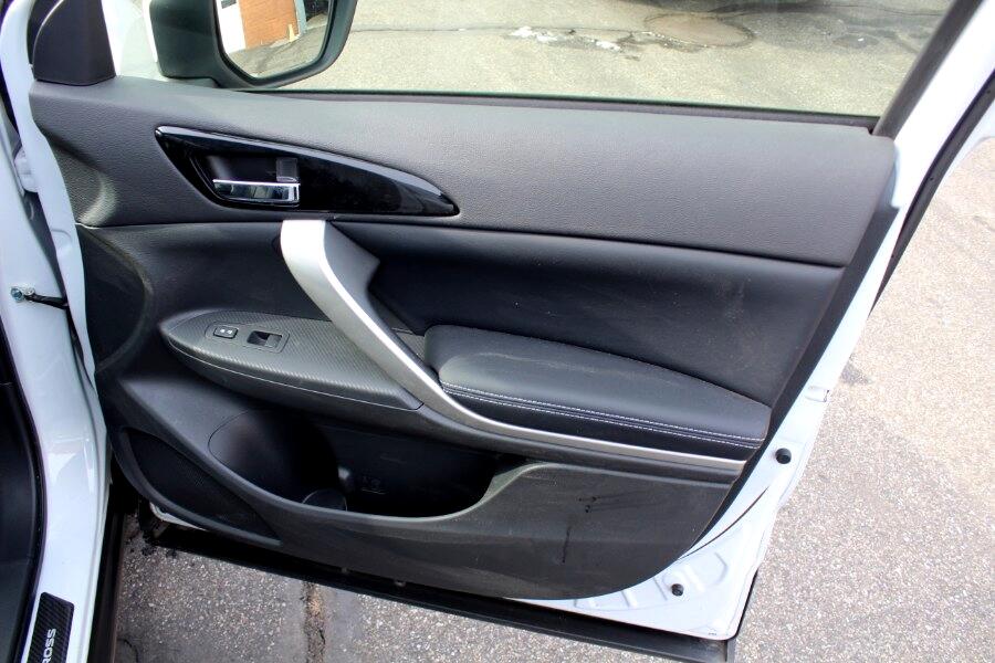 2023 Mitsubishi Eclipse Cross SE photo 27