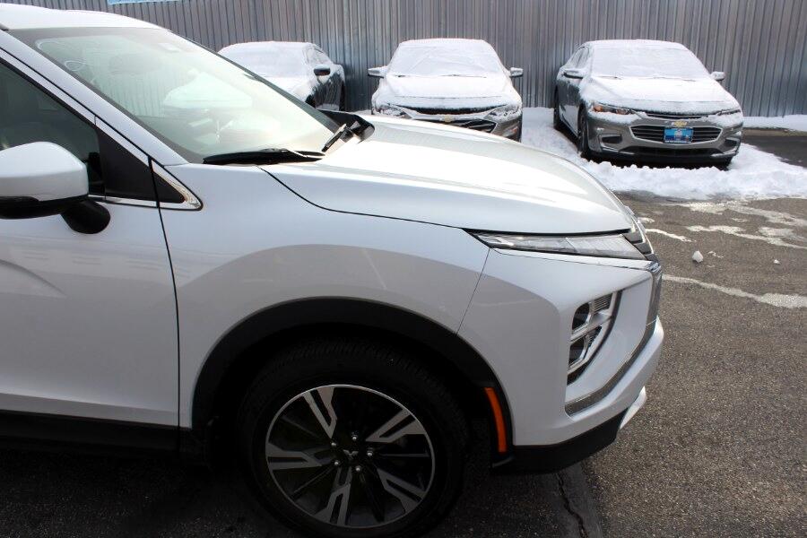 2023 Mitsubishi Eclipse Cross SE photo 38