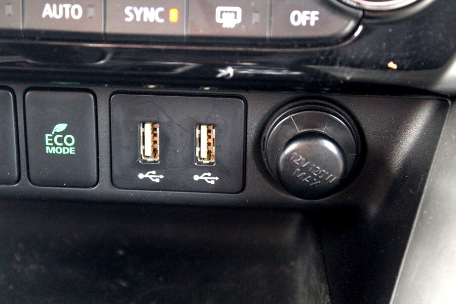 2023 Mitsubishi Eclipse Cross SE photo 47