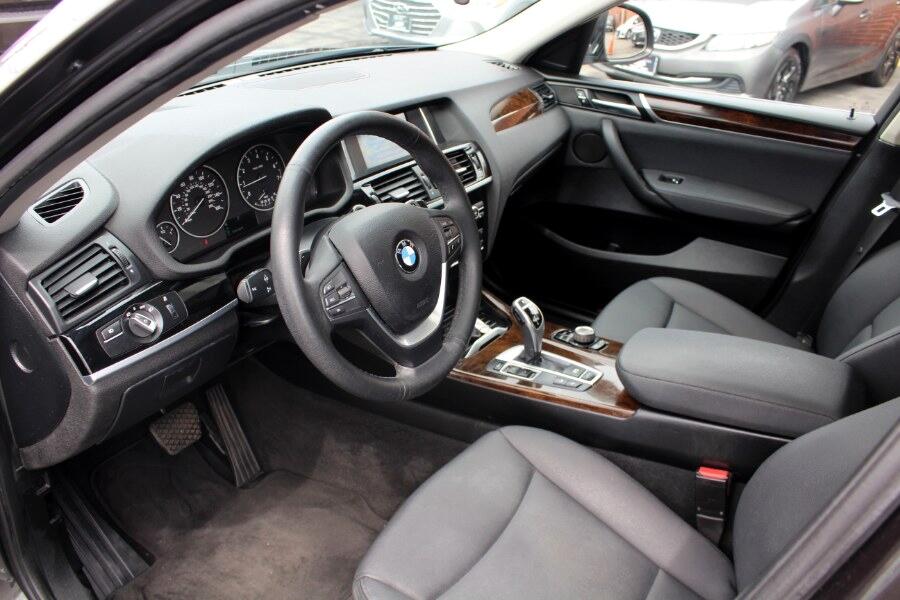 BMW X4 xDrive28i Sports Activity Coupe 2017 BMW X4 xDrive28i Sports Activity Coupe 2017