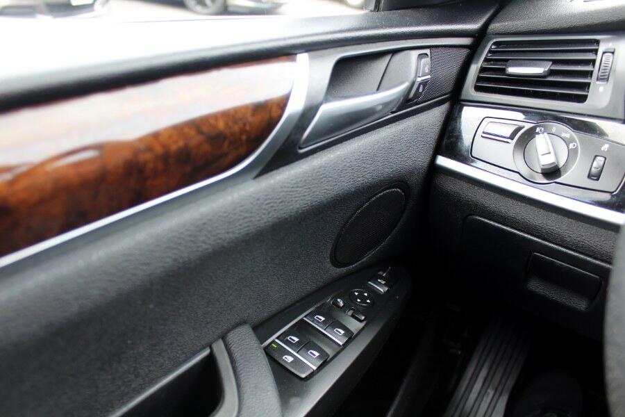 BMW X4 xDrive28i Sports Activity Coupe 2017 BMW X4 xDrive28i Sports Activity Coupe 2017