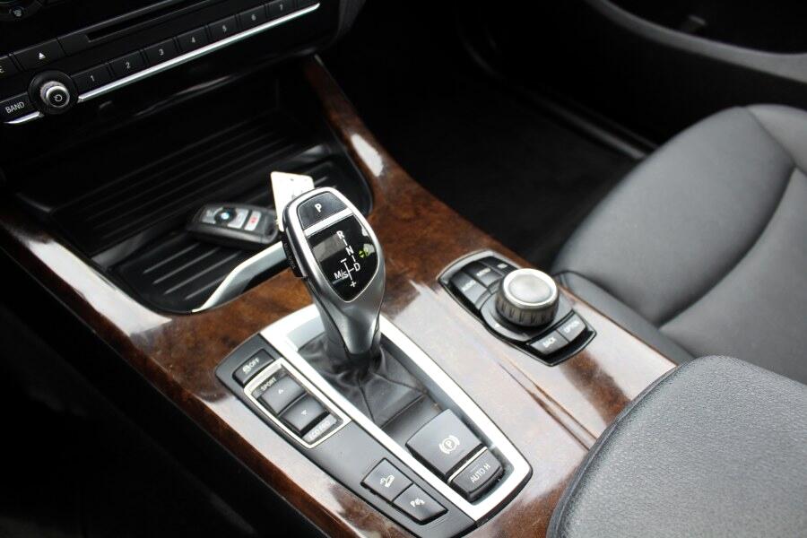 BMW X4 xDrive28i Sports Activity Coupe 2017 BMW X4 xDrive28i Sports Activity Coupe 2017