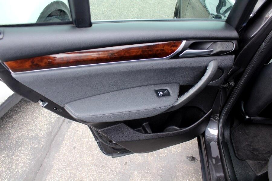 BMW X4 xDrive28i Sports Activity Coupe 2017 BMW X4 xDrive28i Sports Activity Coupe 2017