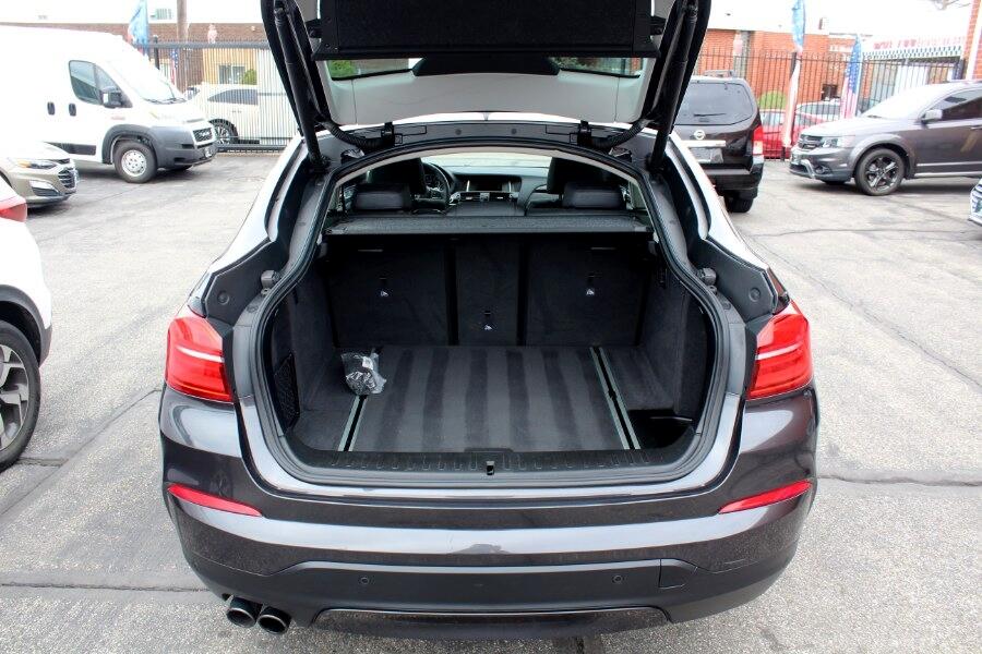 BMW X4 xDrive28i Sports Activity Coupe 2017 BMW X4 xDrive28i Sports Activity Coupe 2017