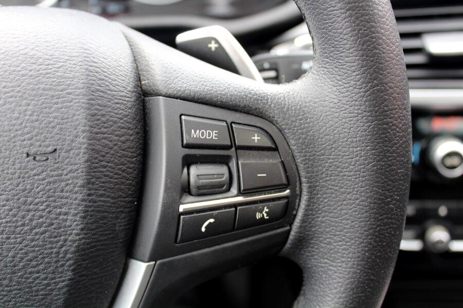 BMW X4 xDrive28i Sports Activity Coupe 2017 BMW X4 xDrive28i Sports Activity Coupe 2017