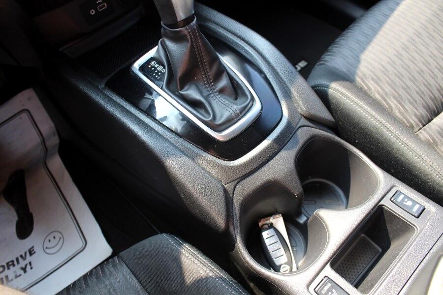 Nissan Rogue AWD SV 2020 Nissan Rogue AWD SV 2020