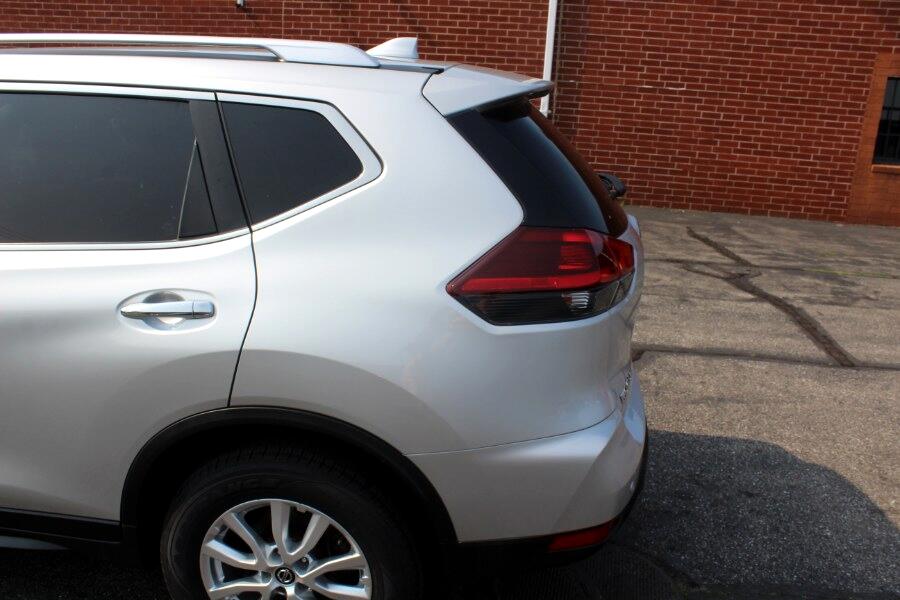 2020 Nissan Rogue SV photo 41