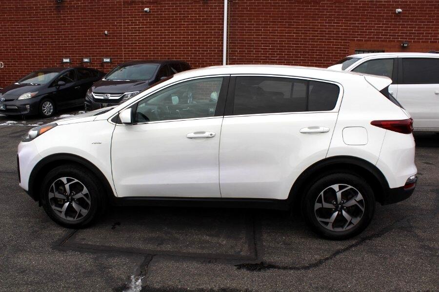 2020 Kia Sportage LX photo 3