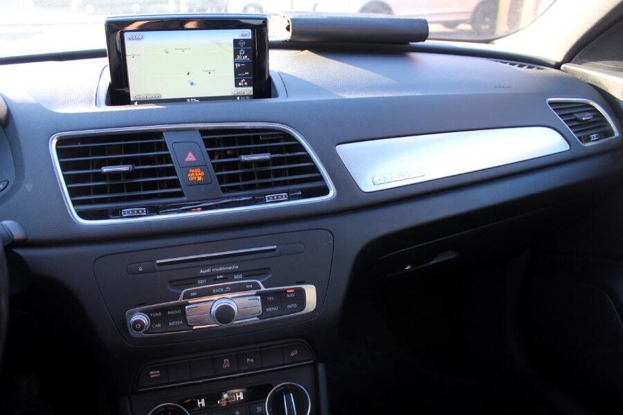 Audi Q3 2.0 TFSI Premium Plus quattro AWD 2018 Audi Q3 2.0 TFSI Premium Plus quattro AWD 2018