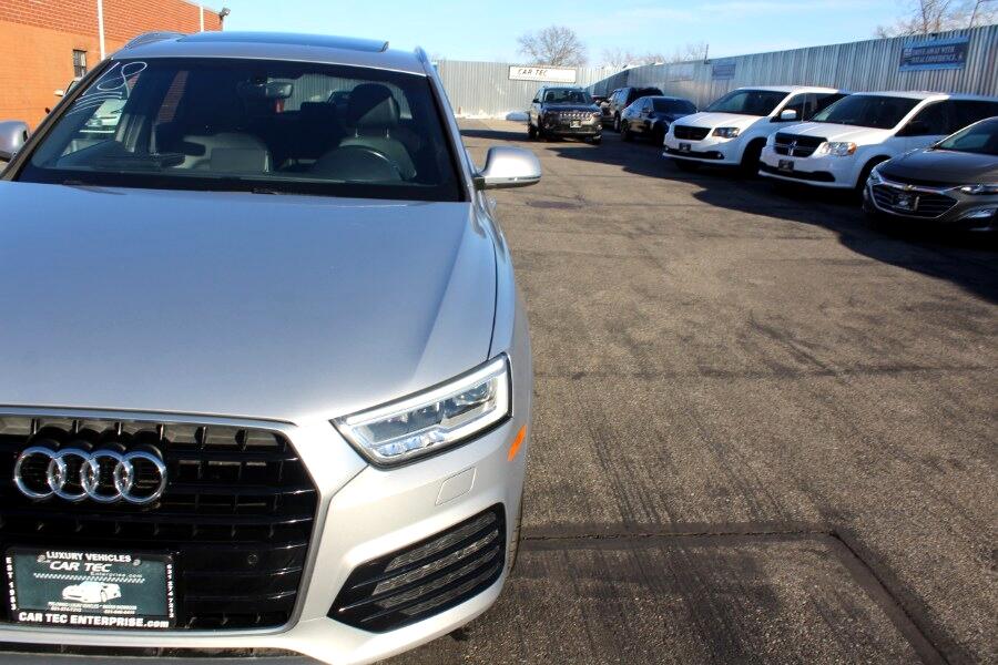 Audi Q3 2.0 TFSI Premium Plus quattro AWD 2018 Audi Q3 2.0 TFSI Premium Plus quattro AWD 2018