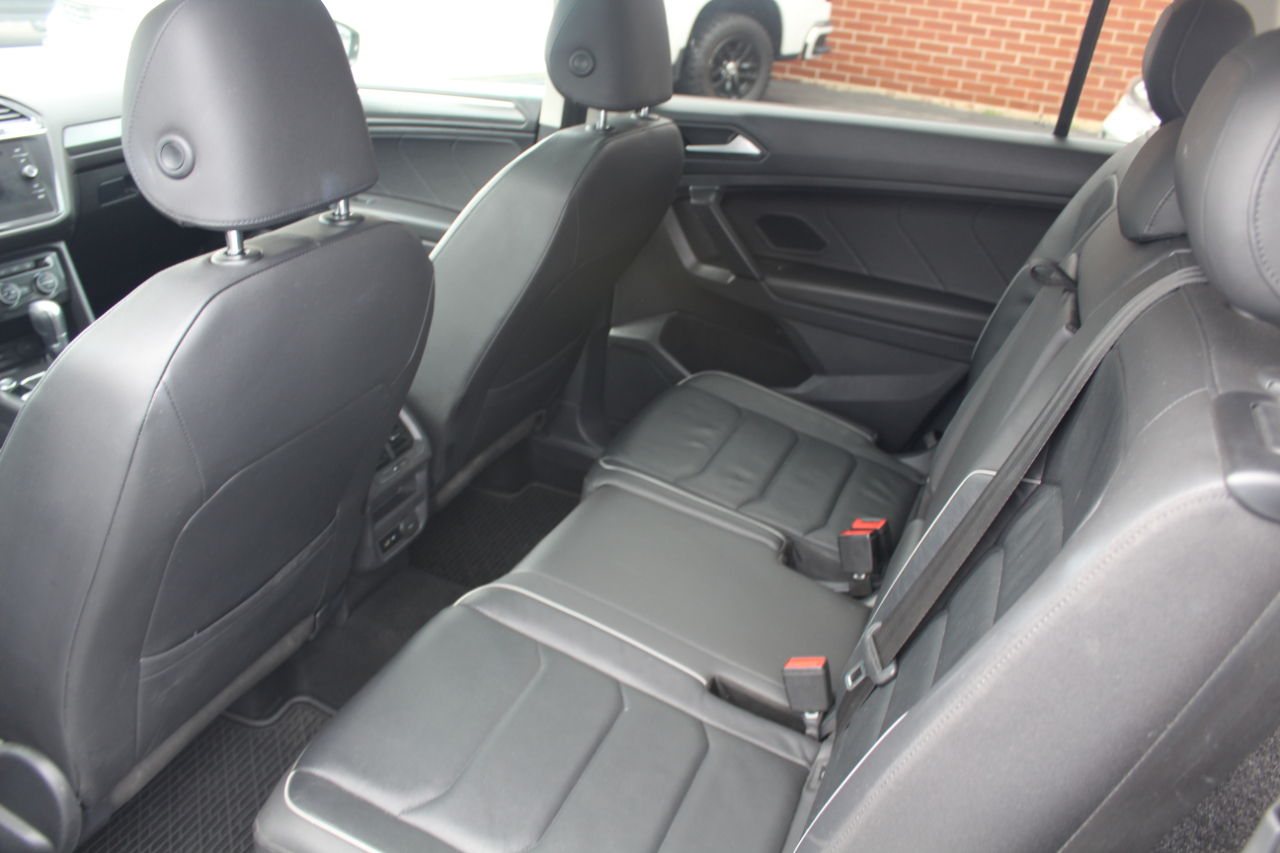 Volkswagen Tiguan SEL Premium 4Motion 2019 Volkswagen Tiguan SEL Premium 4Motion 2019