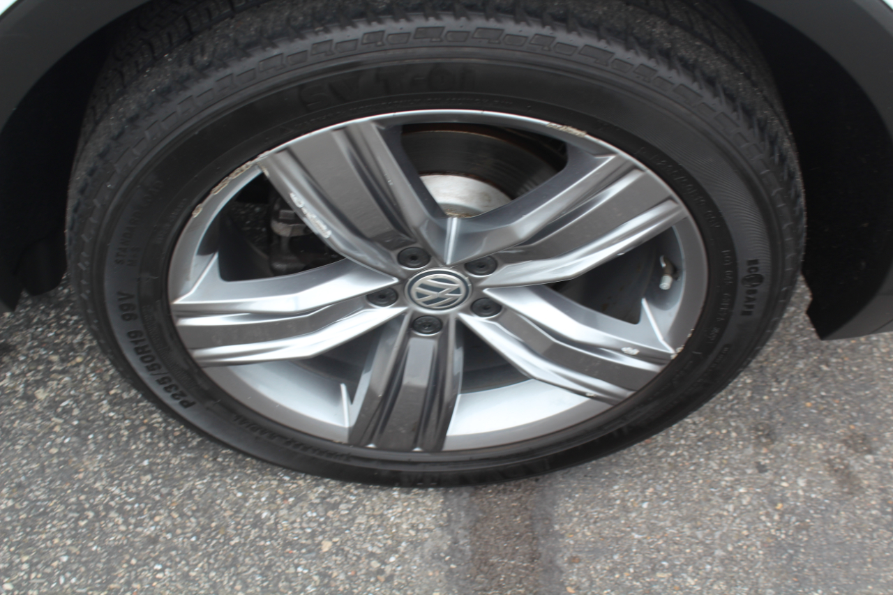 Volkswagen Tiguan SEL Premium 4Motion 2019 Volkswagen Tiguan SEL Premium 4Motion 2019