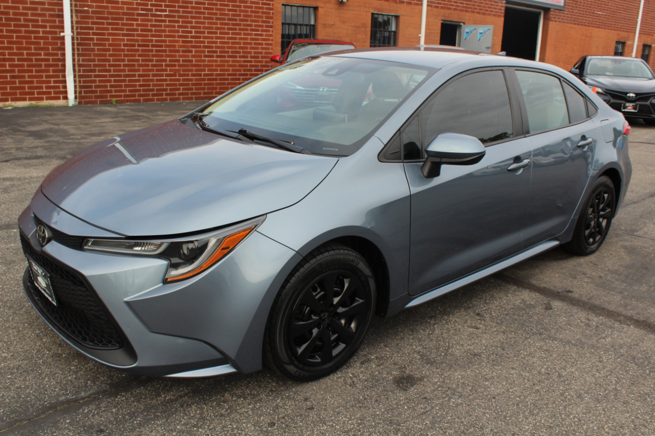 2021 Toyota Corolla LE photo 4