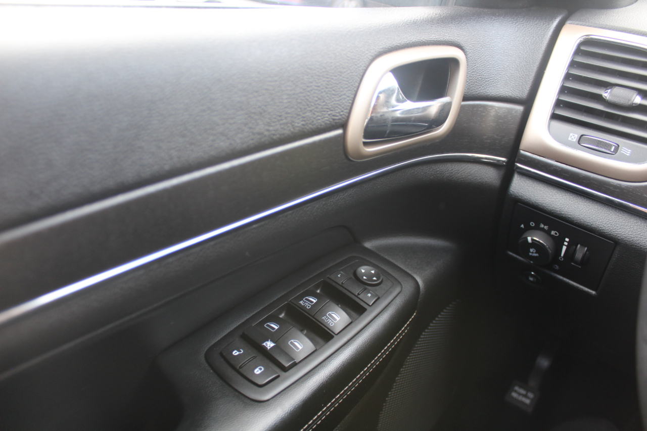 Jeep Grand Cherokee Limited 4WD 2015