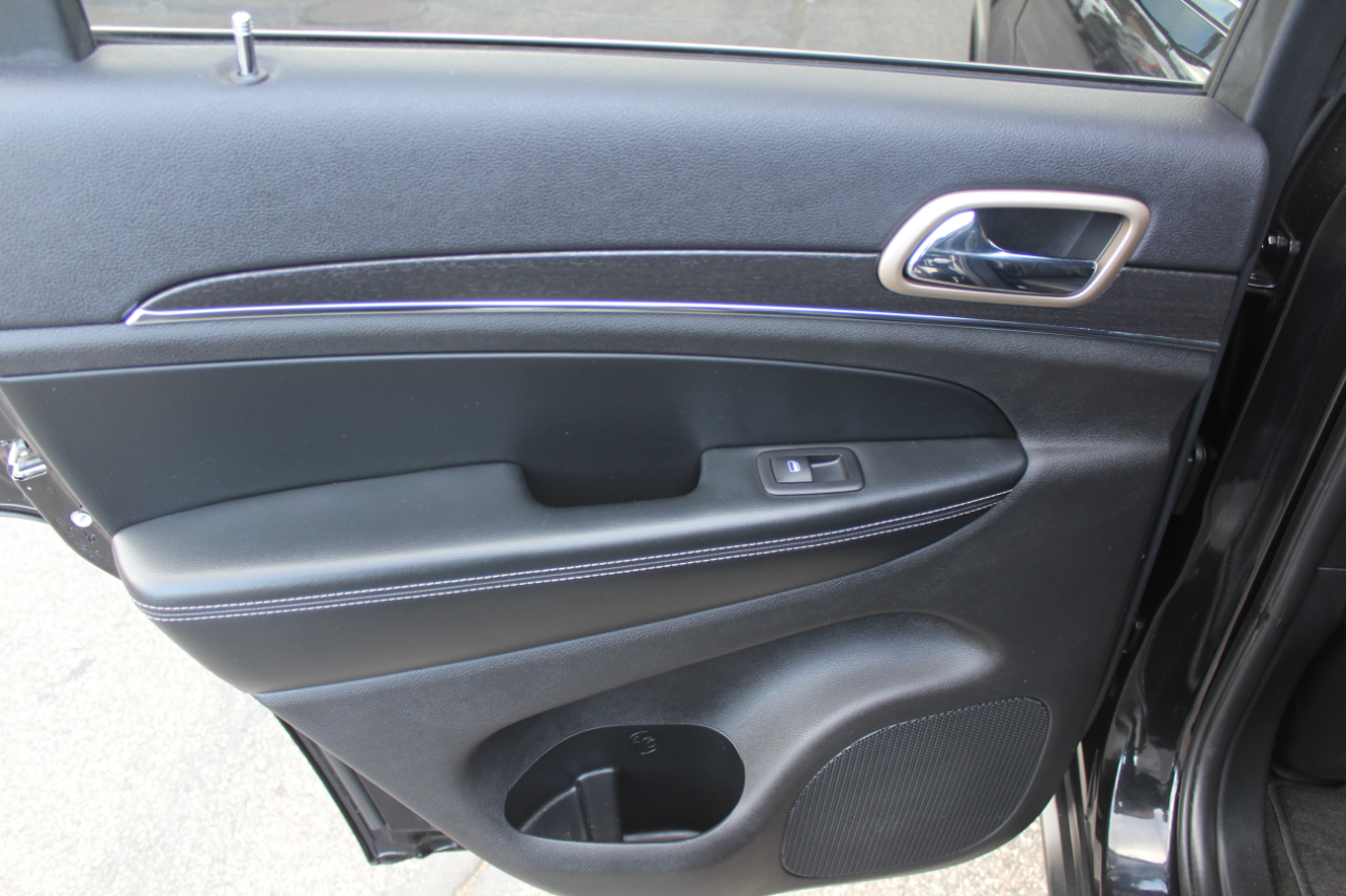 Jeep Grand Cherokee Limited 4WD 2015