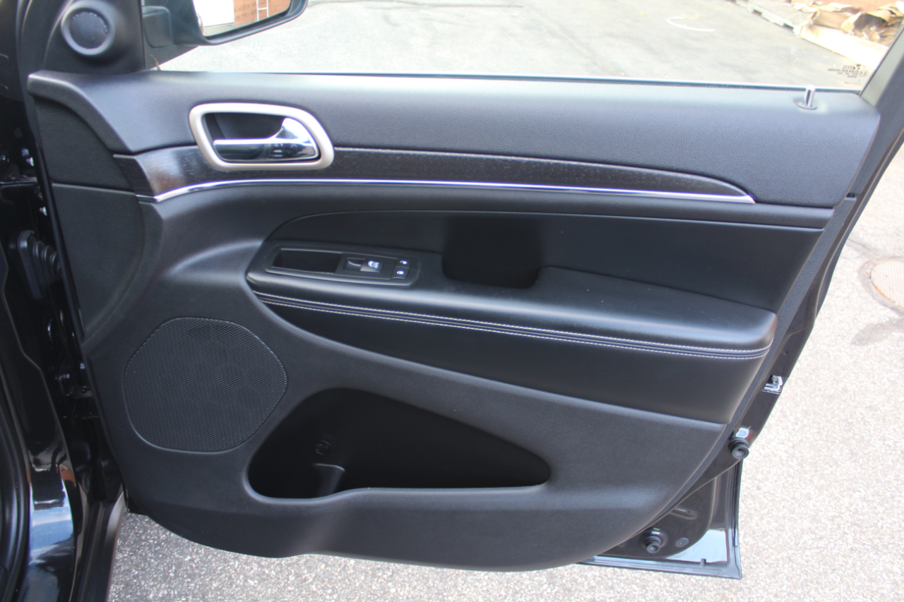 Jeep Grand Cherokee Limited 4WD 2015