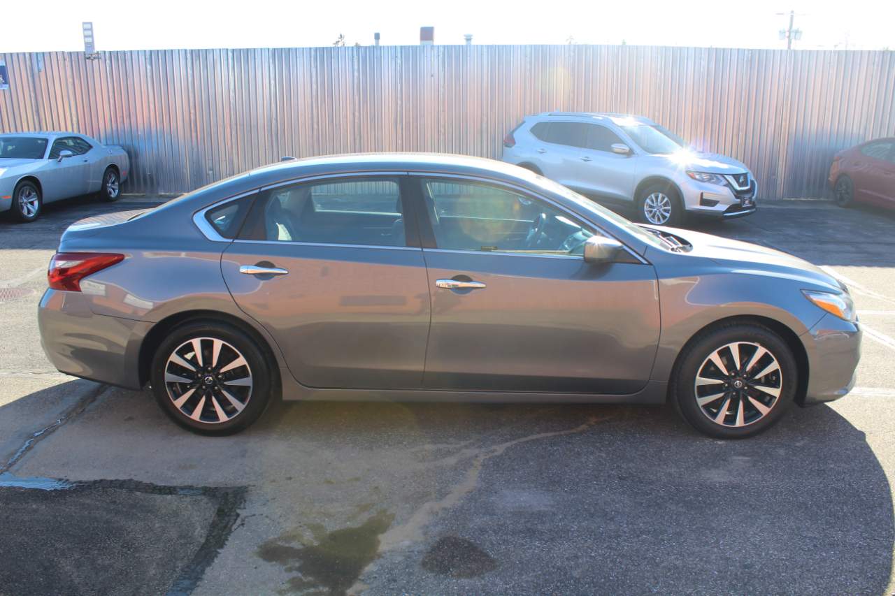 Nissan Altima 2.5 SV 2018