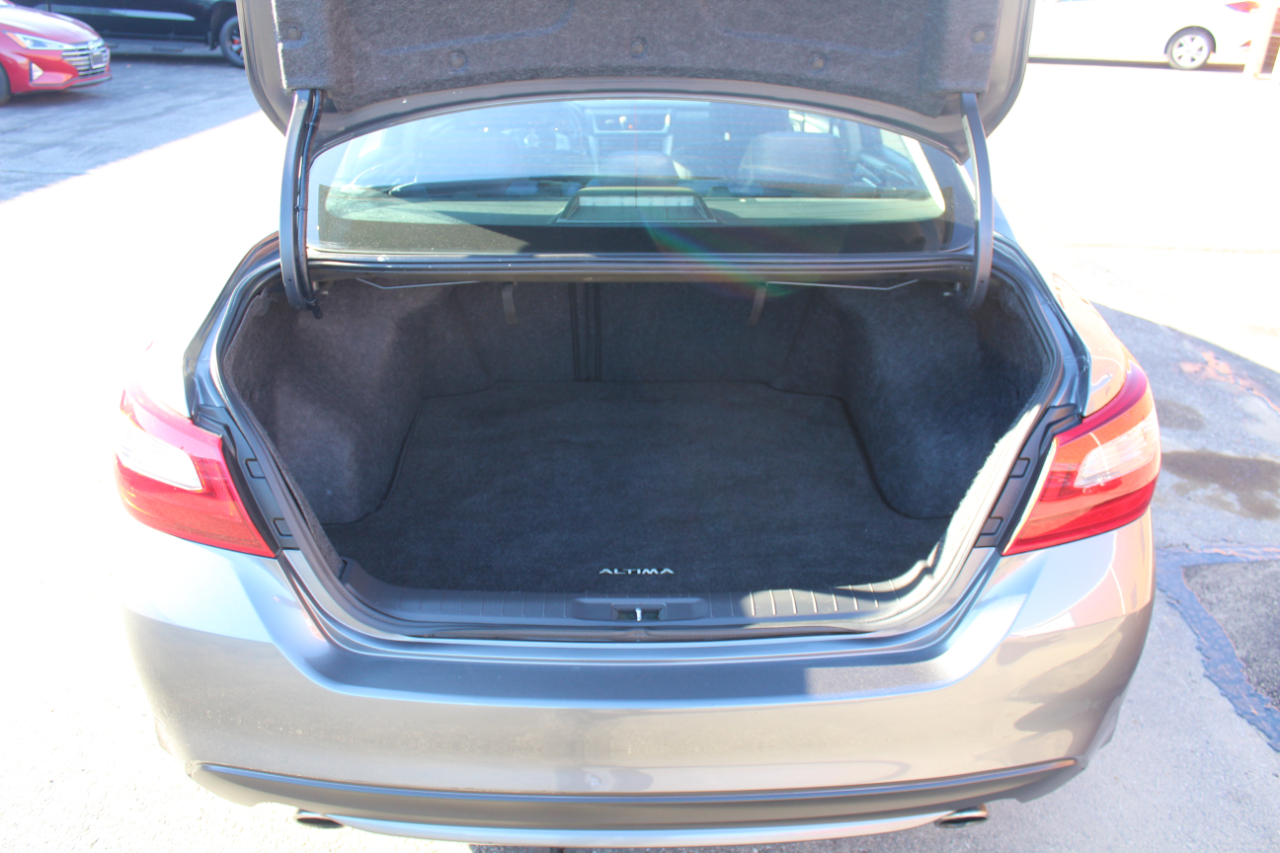 Nissan Altima 2.5 SV 2018