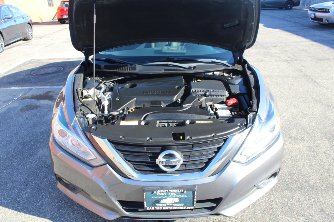 Nissan Altima 2.5 SV 2018