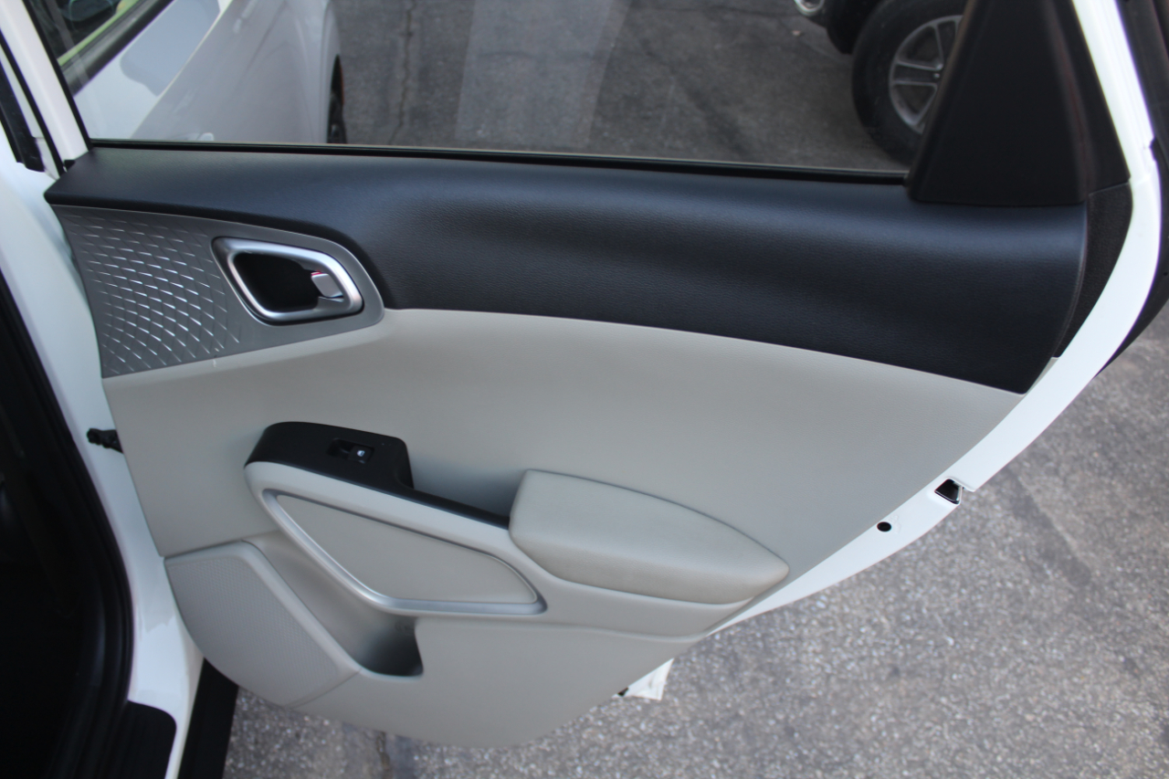 Kia Soul LX CVT 2021