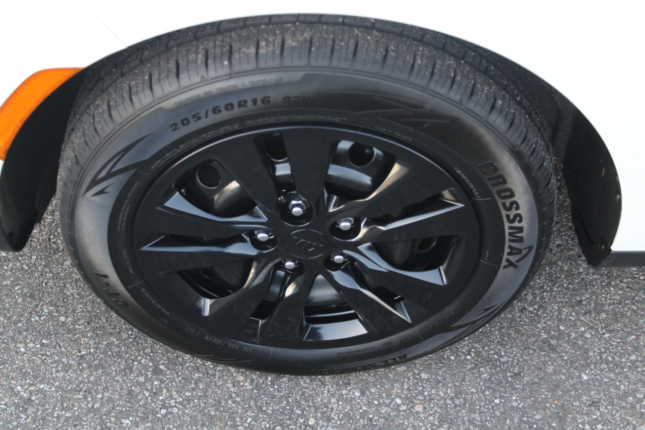 Kia Soul LX CVT 2021