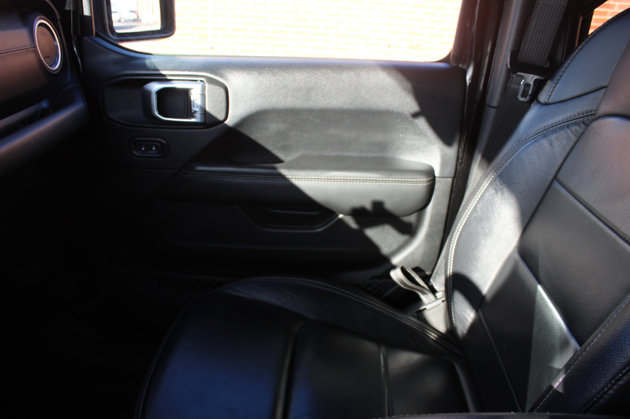 Jeep Wrangler Unlimited Sahara 2018