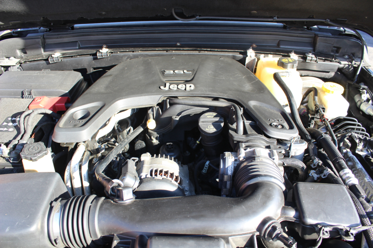 Jeep Wrangler Unlimited Sahara 2018